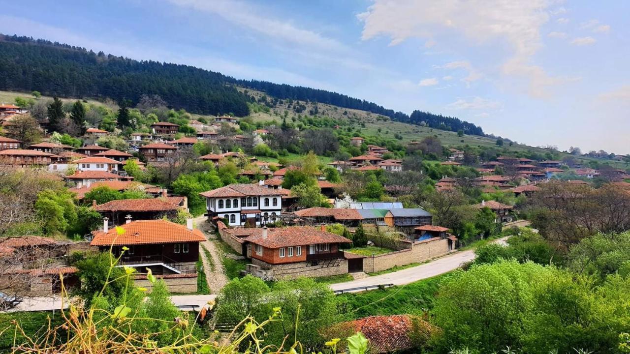 Стаи За Гости Тодорови Zheravna Buitenkant foto